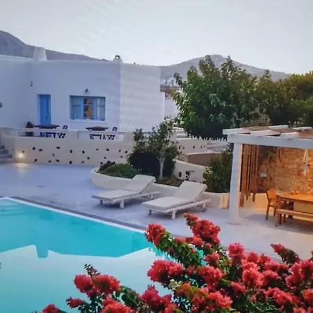 Villa With Private Pool And Sea View Ferienhaus Agia Paraskevi (Santorini)
