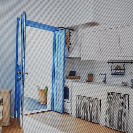 Villa With Private Pool And Sea View Dom wakacyjny *