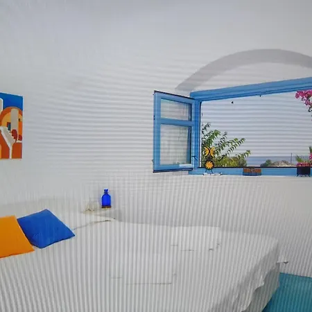 펜션 Villa With Private Pool And Sea View 아이아파라셰비